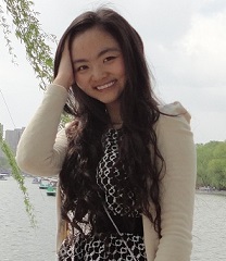 李 芳